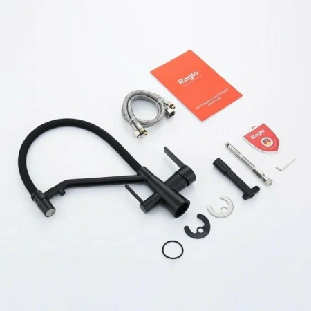 Смеситель Raglo для кухни со съемным гибким изливом R80.62.06